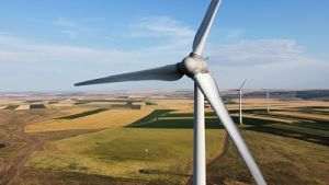 Şeful EDP: Guvernele naţionale, nu Bruxelles-ul, încetinesc investiţiile în energia regenerabilă